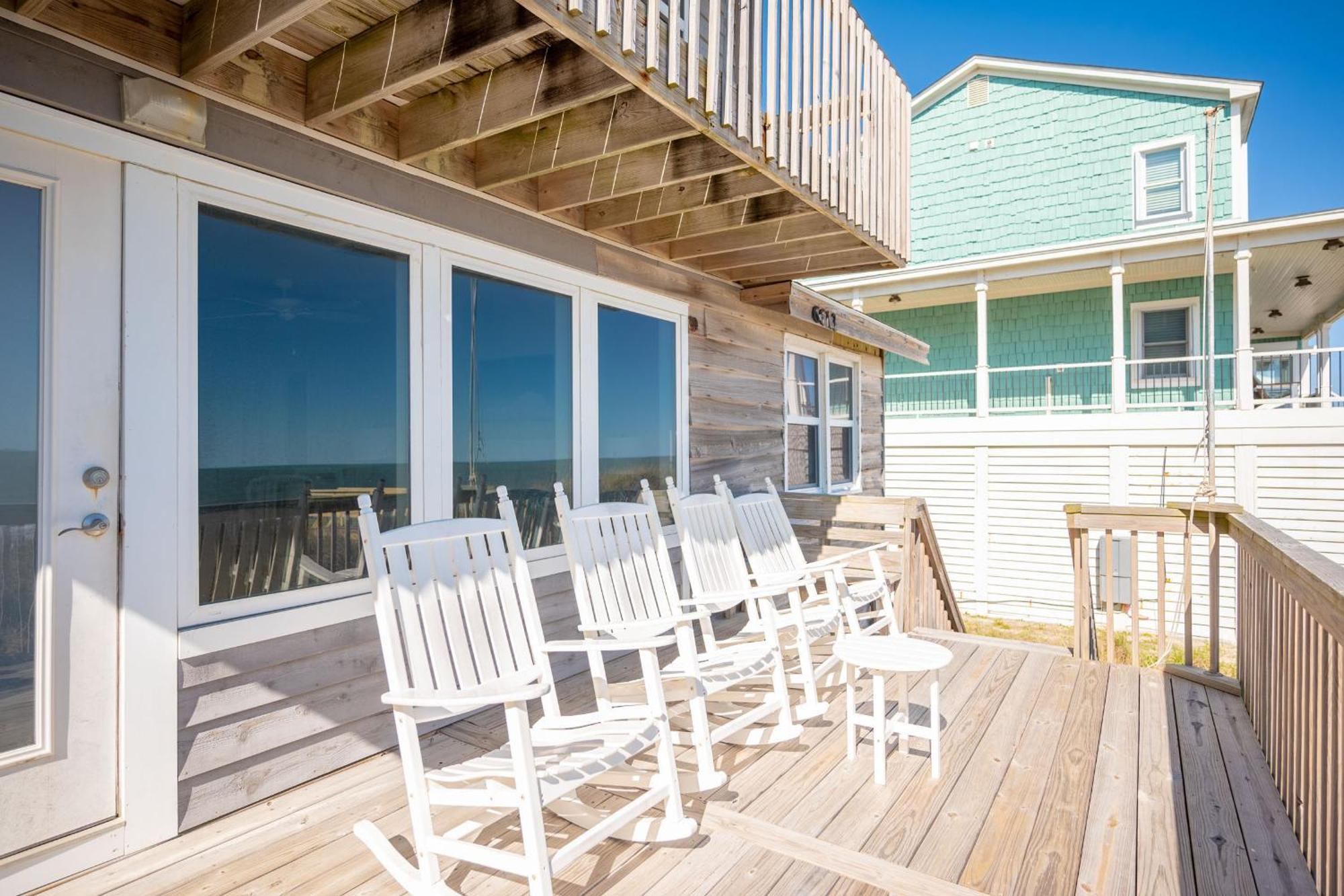 Re-Juvenated Villa Oak Island Bagian luar foto