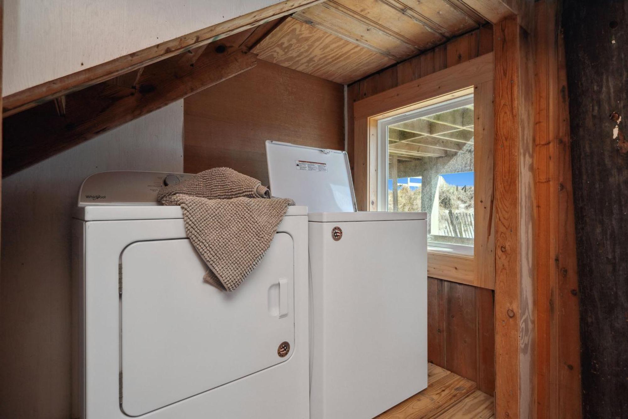 Re-Juvenated Villa Oak Island Bagian luar foto