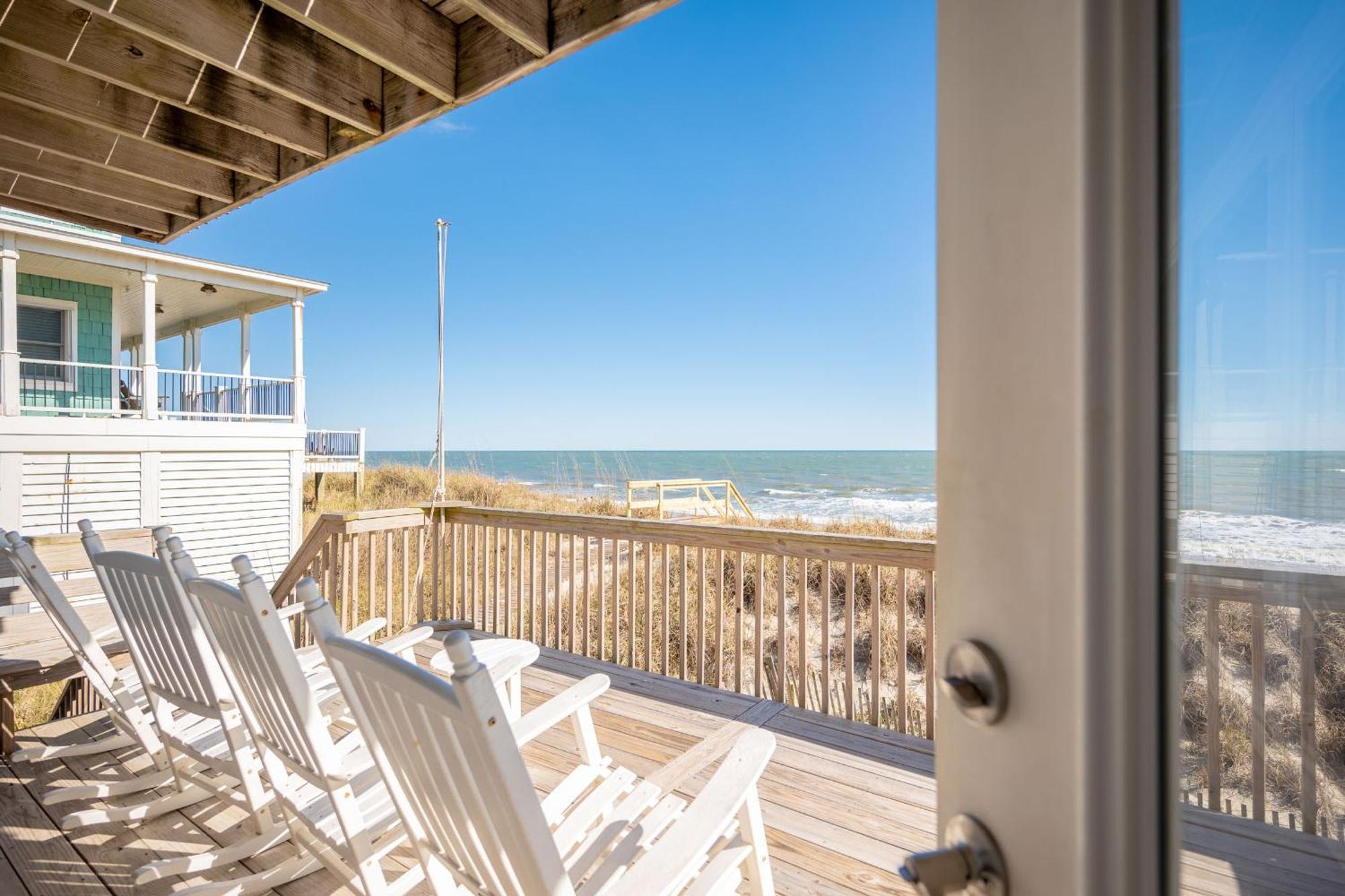 Re-Juvenated Villa Oak Island Bagian luar foto