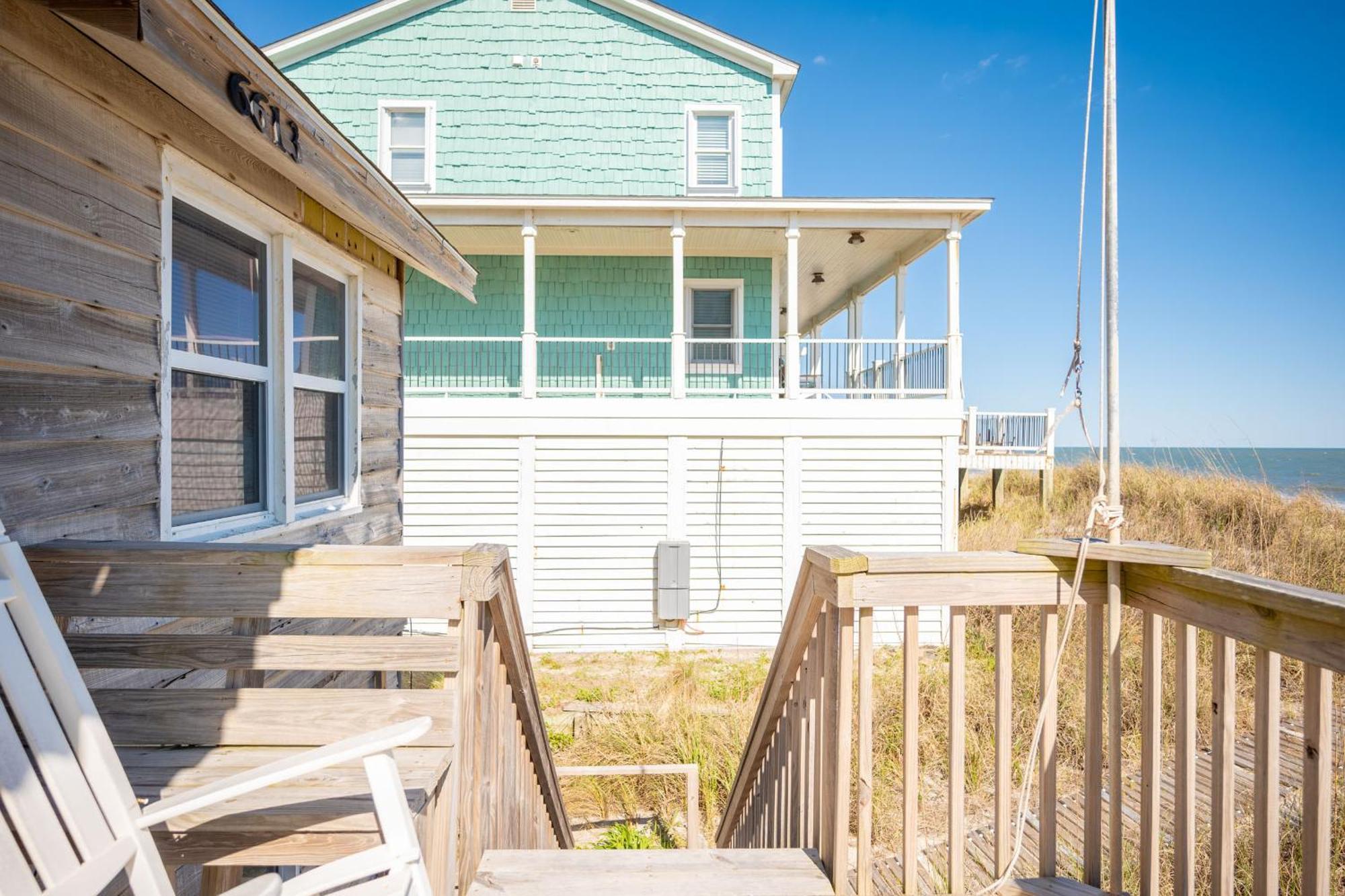 Re-Juvenated Villa Oak Island Bagian luar foto
