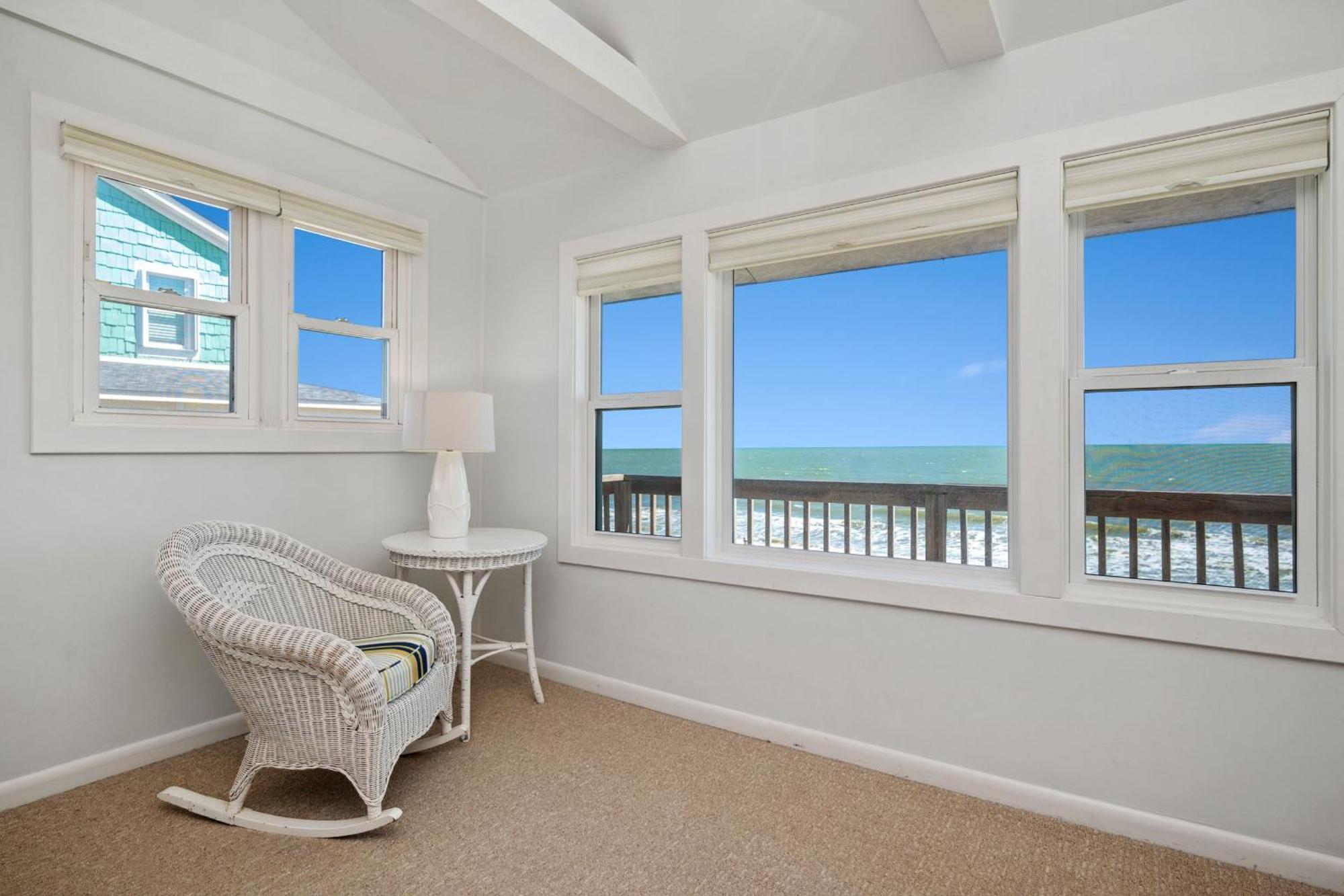 Re-Juvenated Villa Oak Island Bagian luar foto